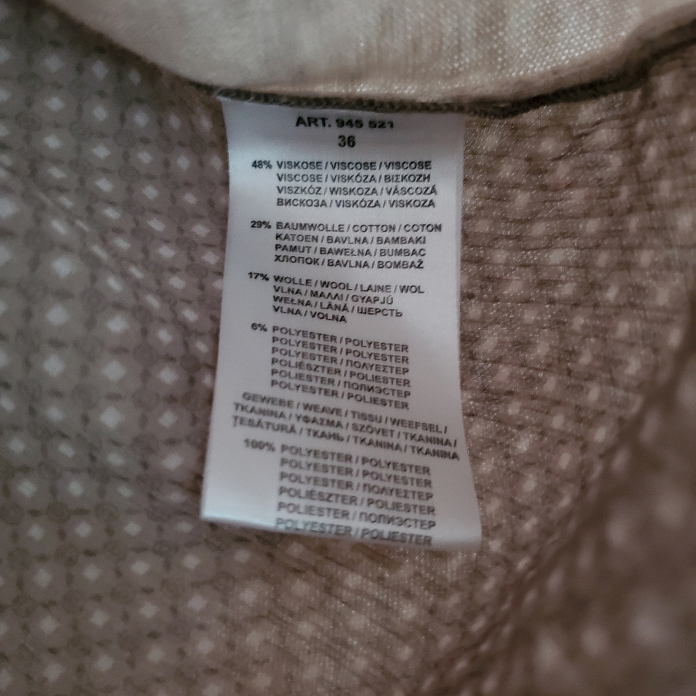 Via / Appia Split Back Sweater - Picture 7 of 12